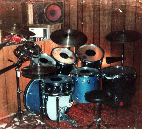 image of my drum set at 10 years old