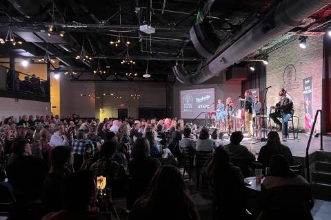 Jo Dee Messina plays Tin Pan South